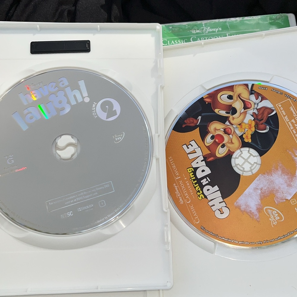 Disney Classic Cartoon Favorites DVD Set - Picture 2 of 7